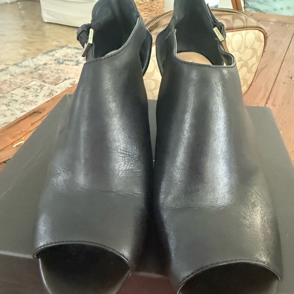 Tahari Black Open-Toe Leather Heels - Picture 2 of 4